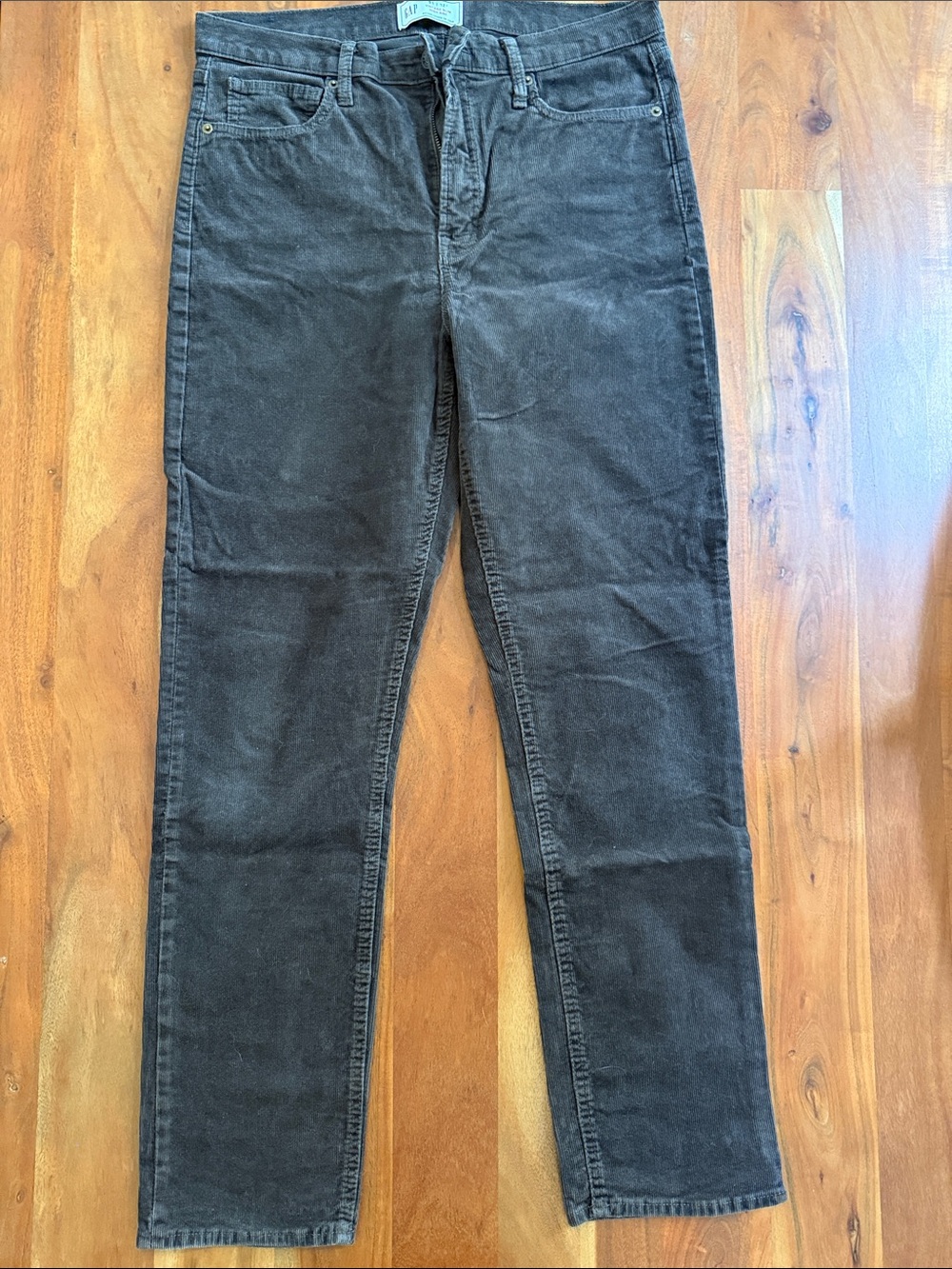 GAP Vintage Slim High-Rise Corduroy Pants in Brown